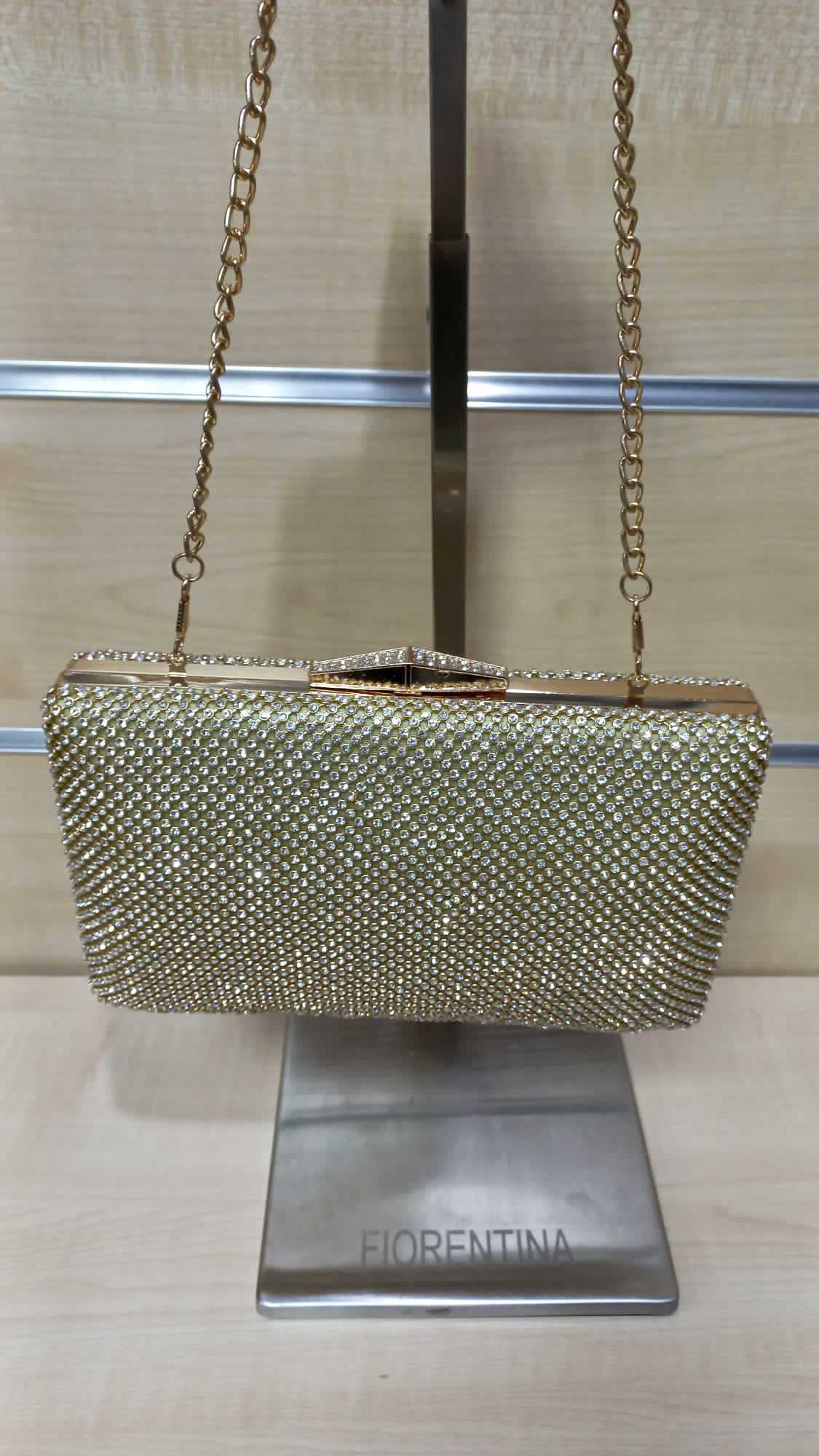 nr AJ 002 Złoty – Torebki damskie i wizytowe